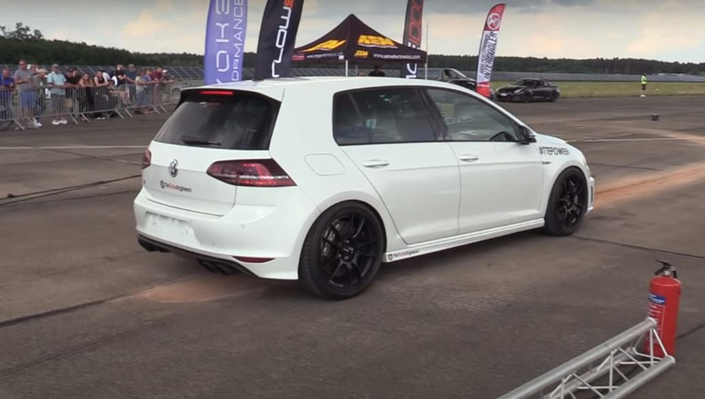 VW Golf R 1