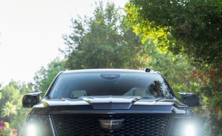 Cadillac Escalade by Mansory (1)