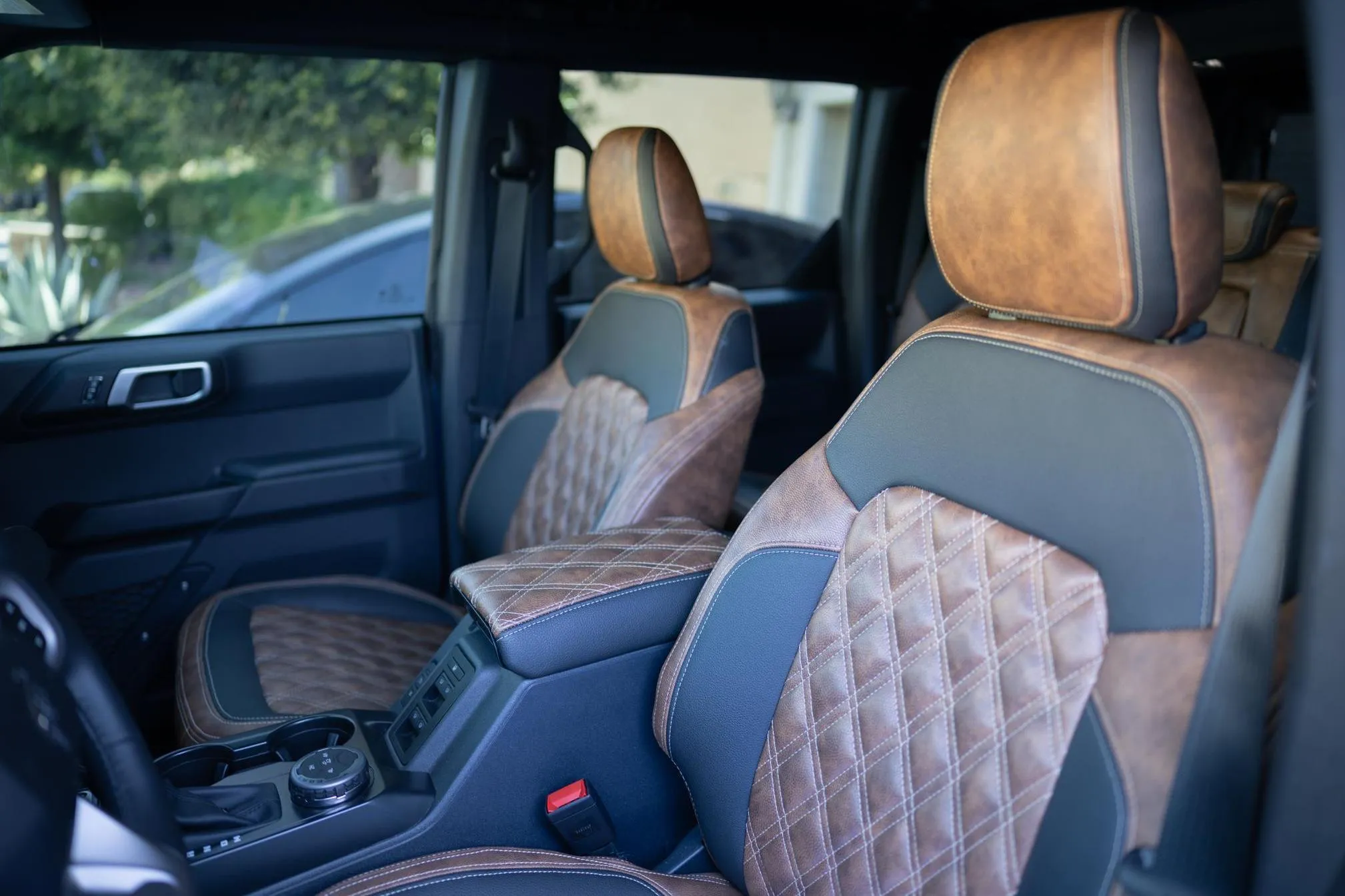 2025 Ford Bronco Big Bend by SoFlo Customs (10)