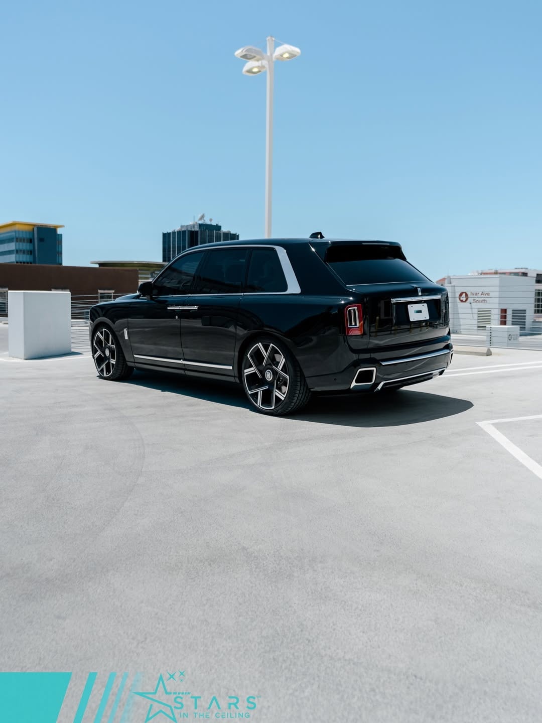 Rolls Royce Cullinan by Stars In the Ceiling (1)