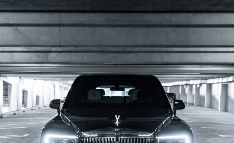 Rolls Royce Cullinan by Stars In the Ceiling (4)