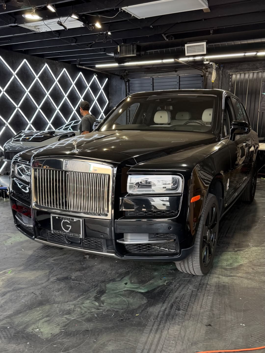 Rolls Royce Cullinan by Stars In the Ceiling (7)