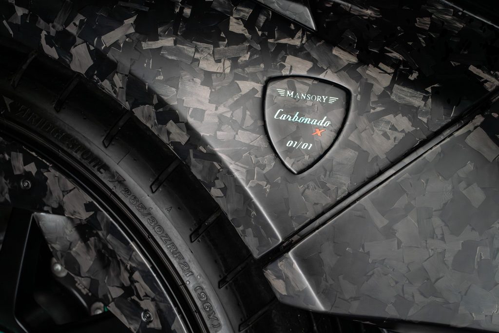 MANSORY Carbonado X Lamborghini Revuelto (14)